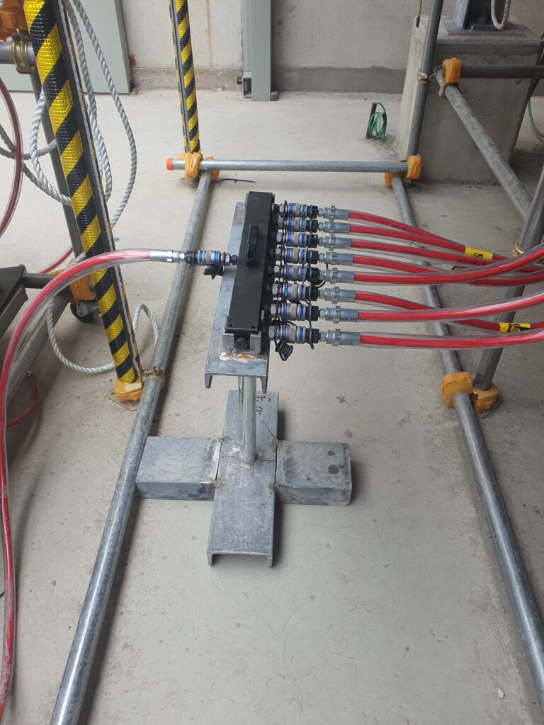 Multi-port Manifold